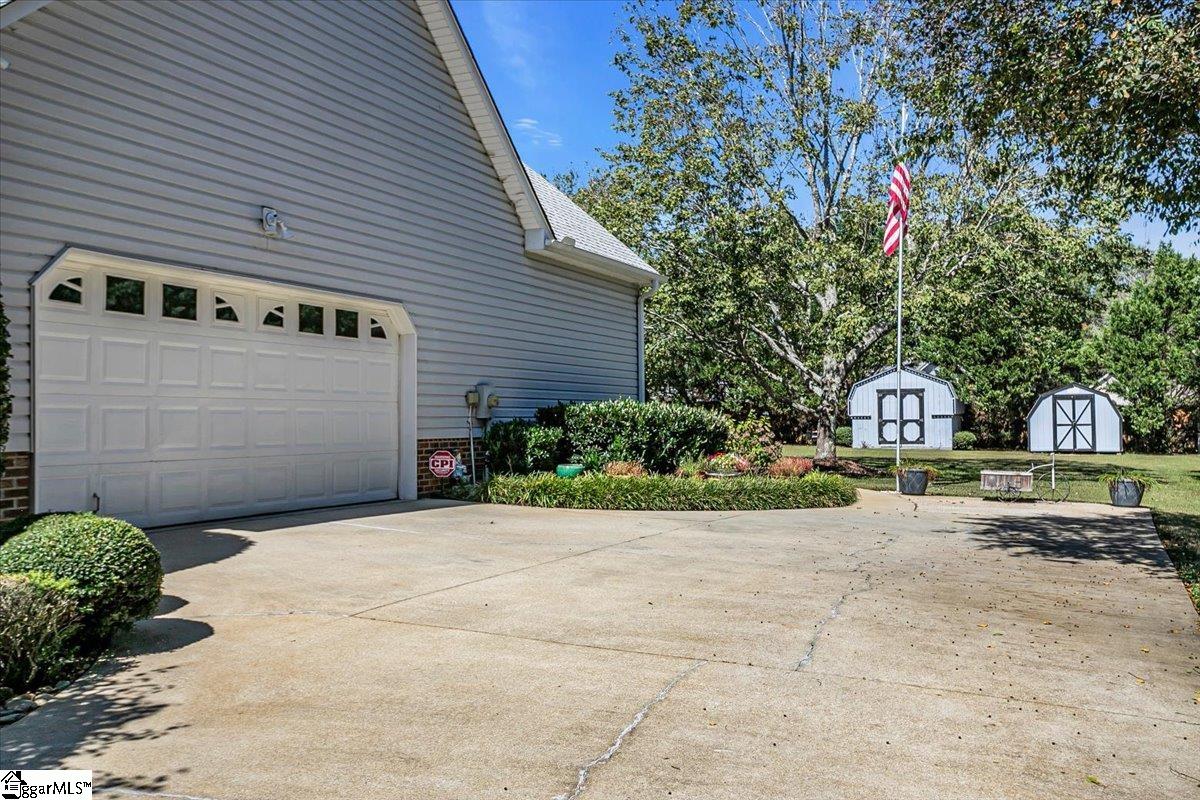 7 Harvester Lane Fountain Inn, SC 29644 - Photo 38 of 49 Gallery Image 38