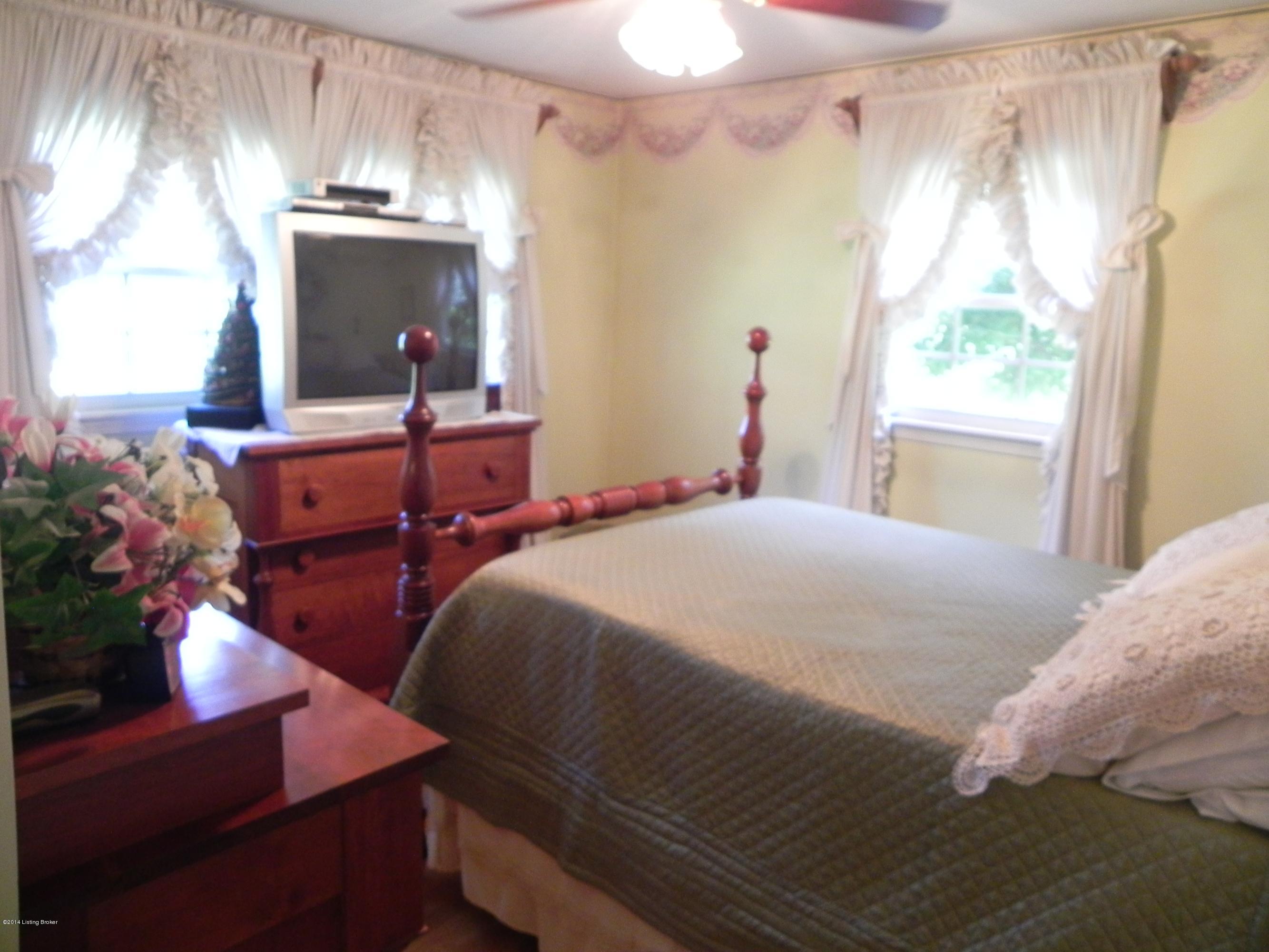 788 Plum Run Road Bardstown, KY 40004 - Photo 13 of 22 Bedroom