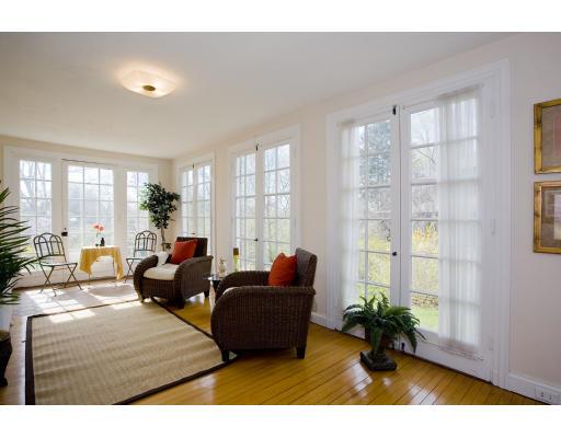131 Windsor Road Newton, MA 02468 - Photo 9 of 18