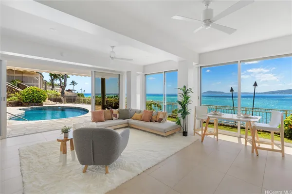 $13,899,000 | 120-128 Hanapepe Loop, Honolulu, HI 96825