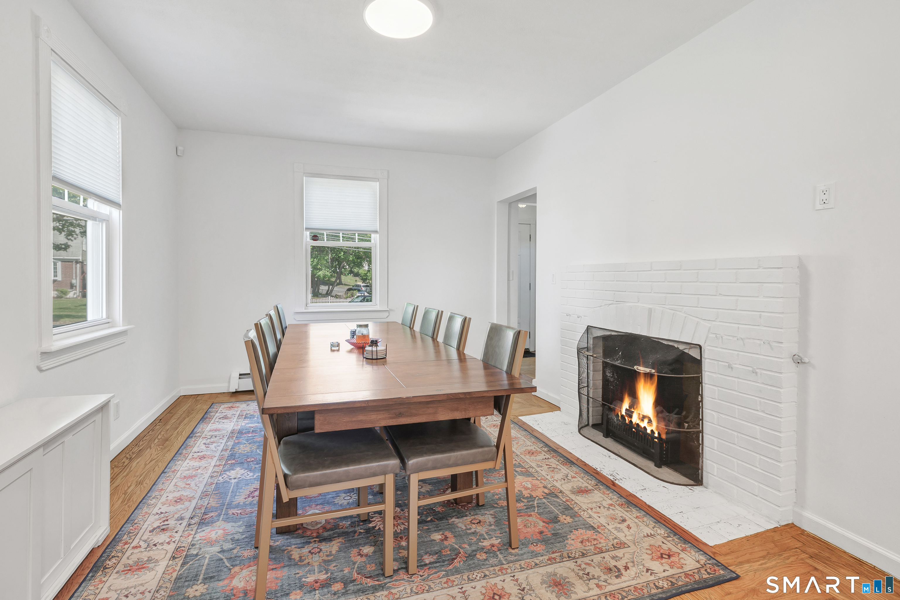 83 Stonybrook Road Stratford, CT 06614 - Photo 4 of 38