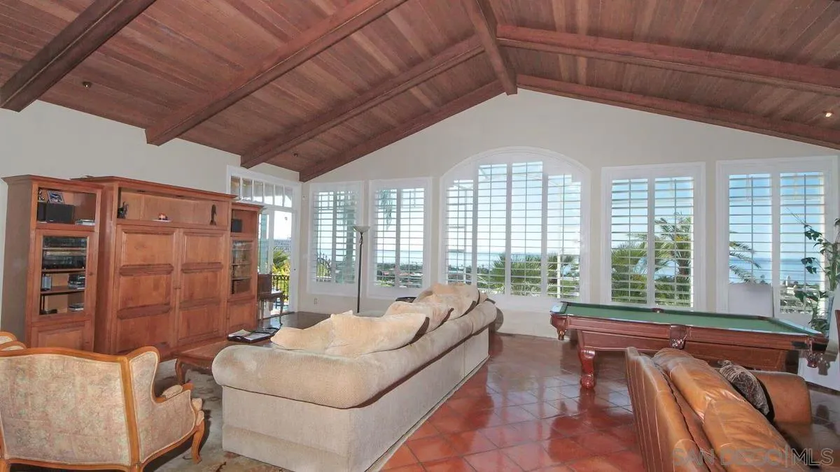 7390 Mar La La Jolla, CA 92037 - Photo 13 of 36