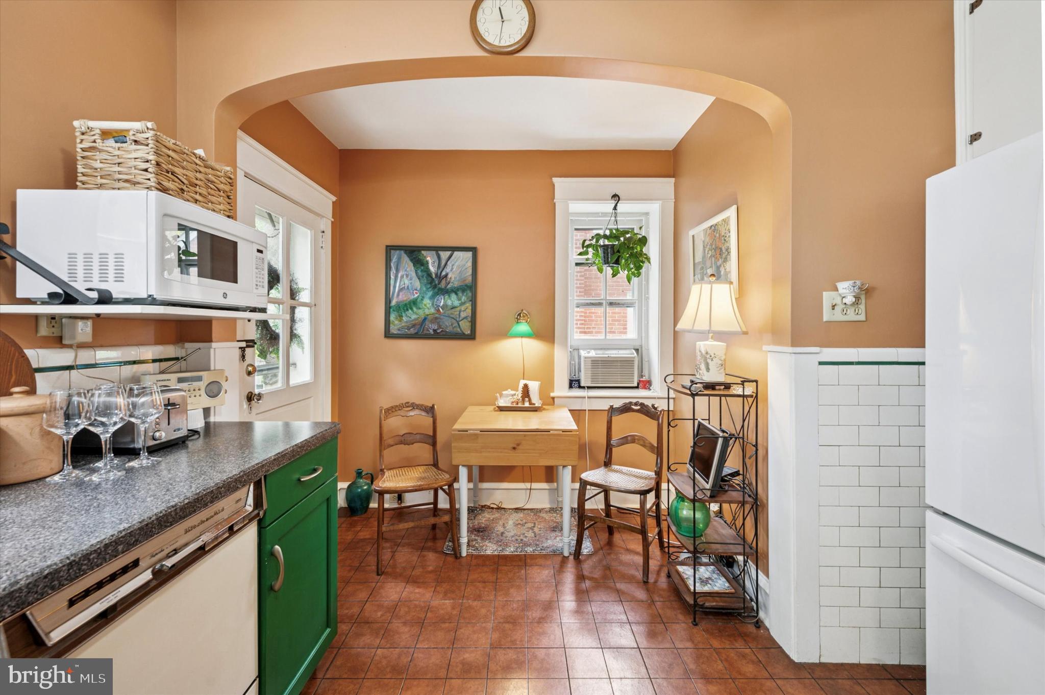 63 South Hillcrest Road Springfield, PA 19064 - Photo 16 of 32 a view of a dining room with furniture and a chandelier