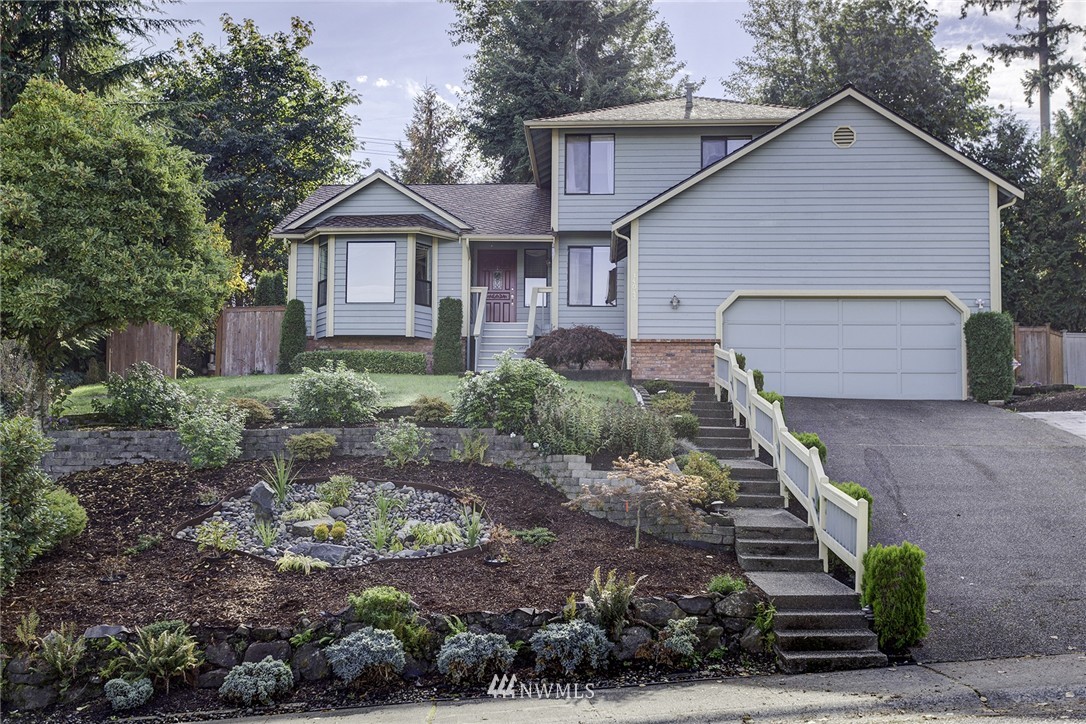 14043 Southeast 159th Place Renton, WA 98058 - Photo 1 of 15 Gallery Image 1