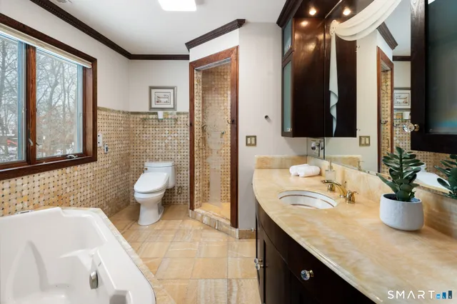 $2,750,000 | 25 Old Road, Westport, CT 06880