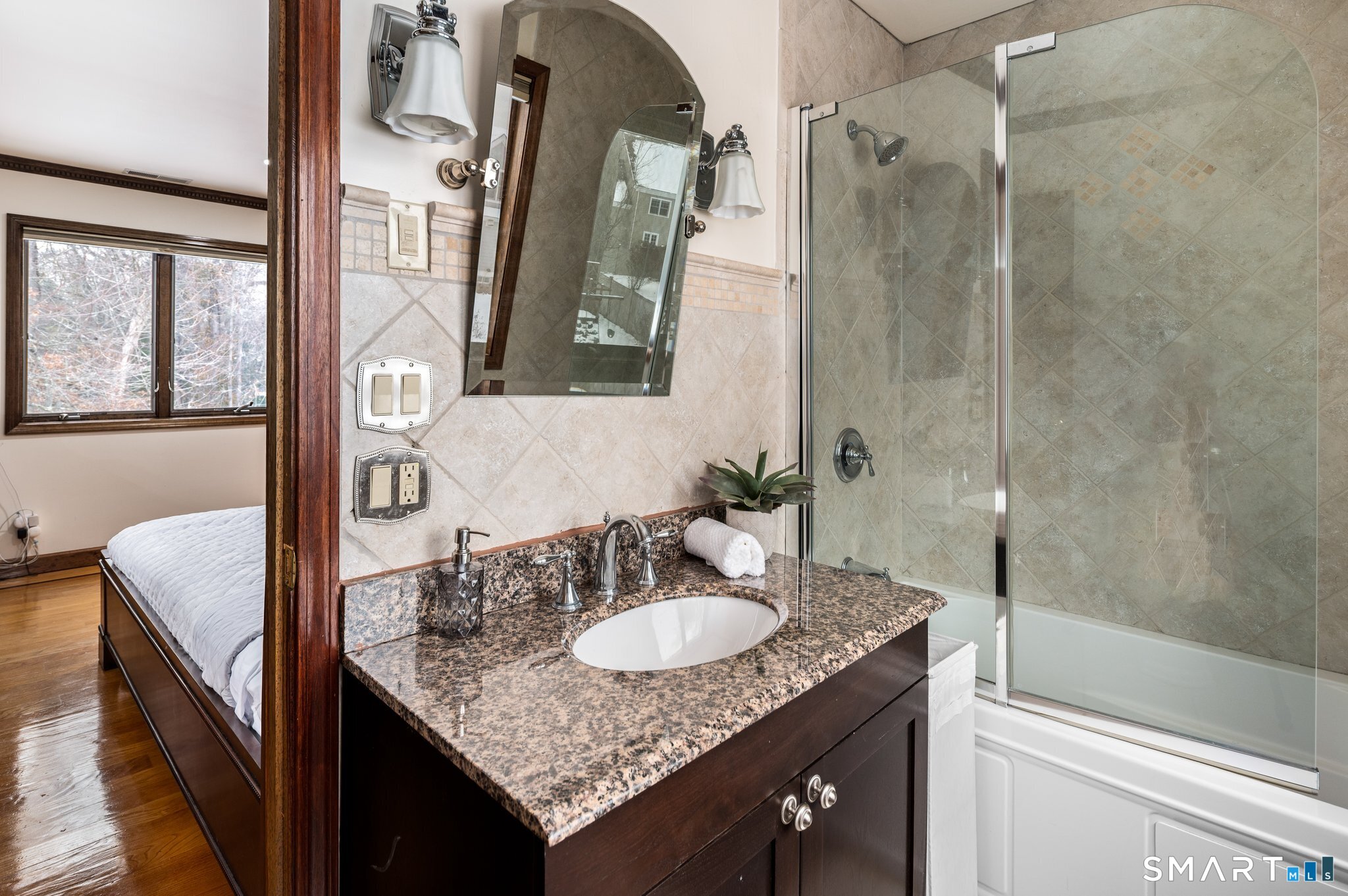 25 Old Road Westport, CT 06880 - Photo 22 of 29