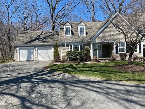 $625,000 | 2 Windpath East, Unit 2, West Springfield, MA 01089