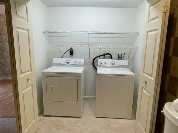 $599,000 | 2 Windpath East, Unit 2, West Springfield, MA 01089