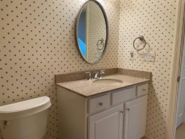 $599,000 | 2 Windpath East, Unit 2, West Springfield, MA 01089