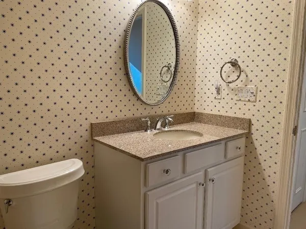$625,000 | 2 Windpath East, Unit 2, West Springfield, MA 01089