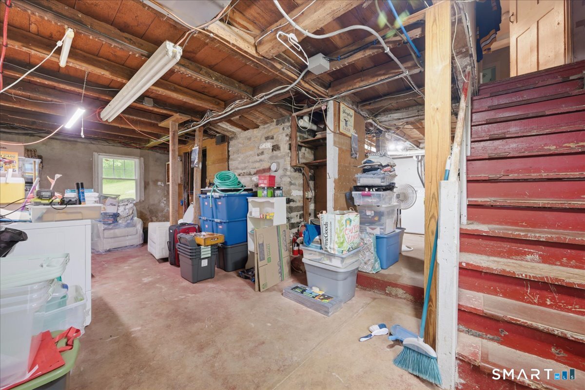 82 Old Post Road Clinton, CT 06413 - Photo 30 of 40