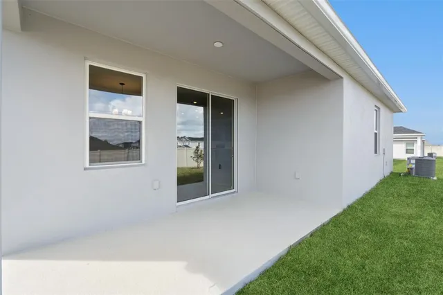 $2,300 | 338 Ridgemark Avenue, Groveland, FL 34736