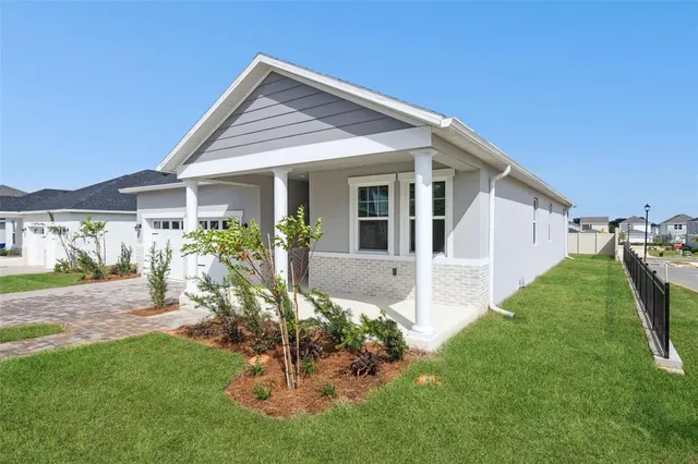 $2,300 | 338 Ridgemark Avenue, Groveland, FL 34736