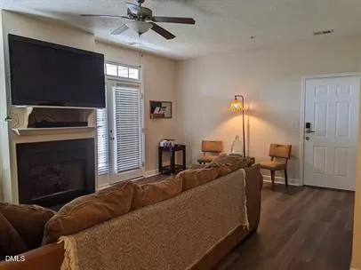 $1,450 | 3031 Winston Drive, Unit 206, Burlington, NC 27215