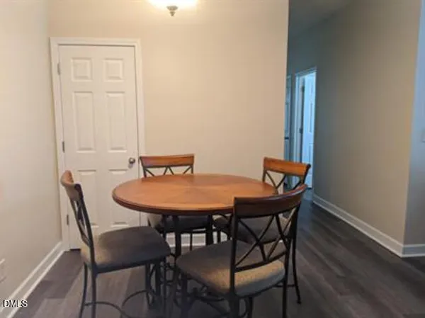 $1,450 | 3031 Winston Drive, Unit 206, Burlington, NC 27215