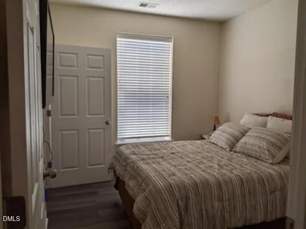 $1,450 | 3031 Winston Drive, Unit 206, Burlington, NC 27215