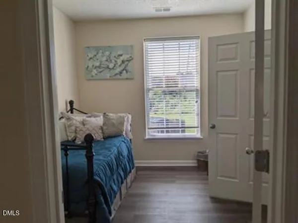 $1,450 | 3031 Winston Drive, Unit 206, Burlington, NC 27215