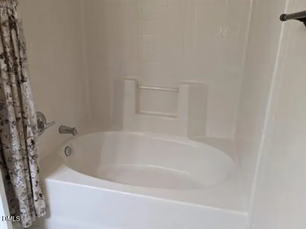 $1,450 | 3031 Winston Drive, Unit 206, Burlington, NC 27215