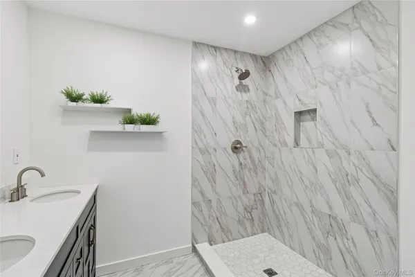 $879,000 | 911 Ostrander Avenue, Riverhead, NY 11901