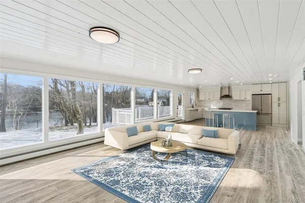 $879,000 | 911 Ostrander Avenue, Riverhead, NY 11901