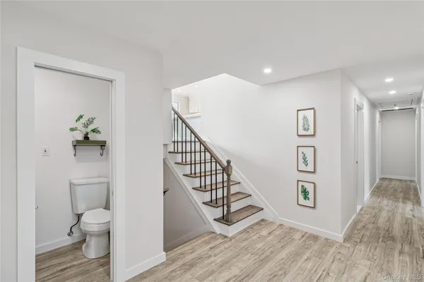 $879,000 | 911 Ostrander Avenue, Riverhead, NY 11901