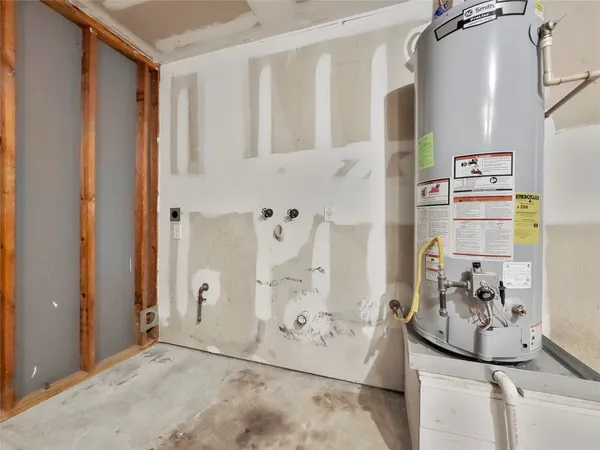 $2,195 | 10827 Bradford Way Drive, Houston, TX 77075