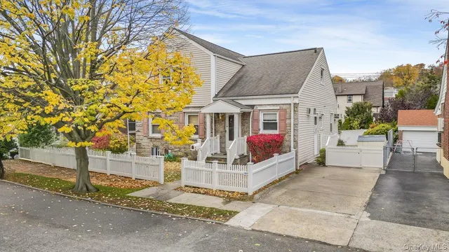 $919,000 | 11 Woodbine Street, Yonkers, NY 10704