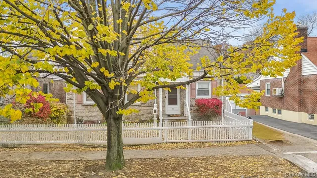 $919,000 | 11 Woodbine Street, Yonkers, NY 10704