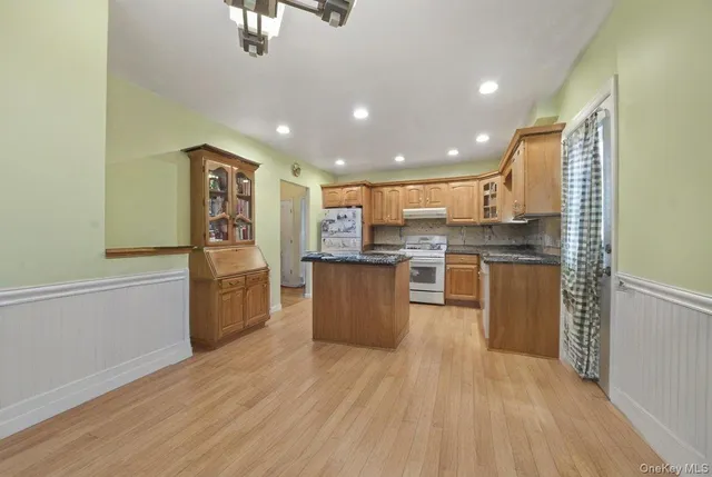 $919,000 | 11 Woodbine Street, Yonkers, NY 10704