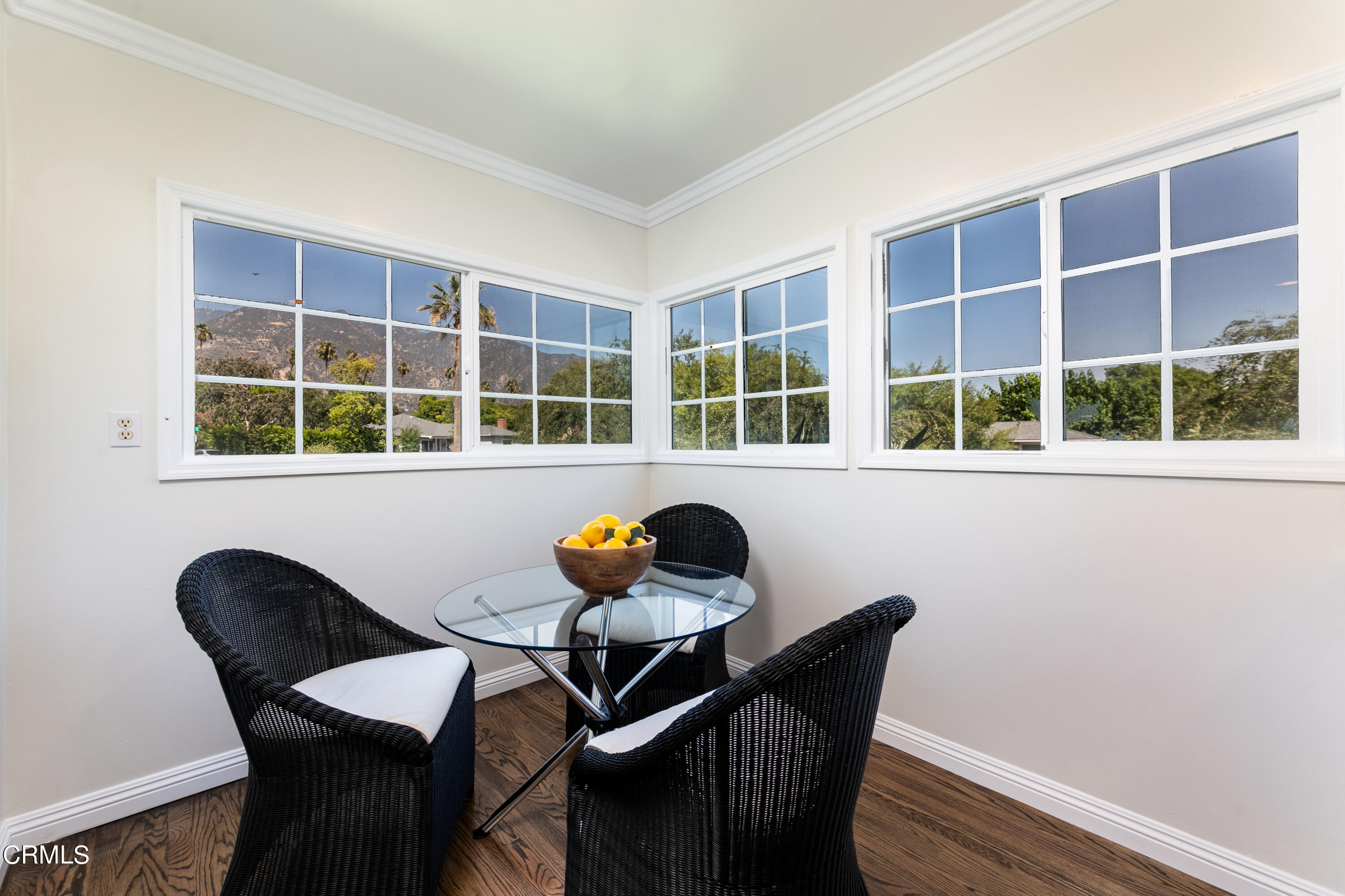 2298 Queensberry Road Pasadena, CA 91104 - Photo 13 of 36 2298 Quennsberry10
