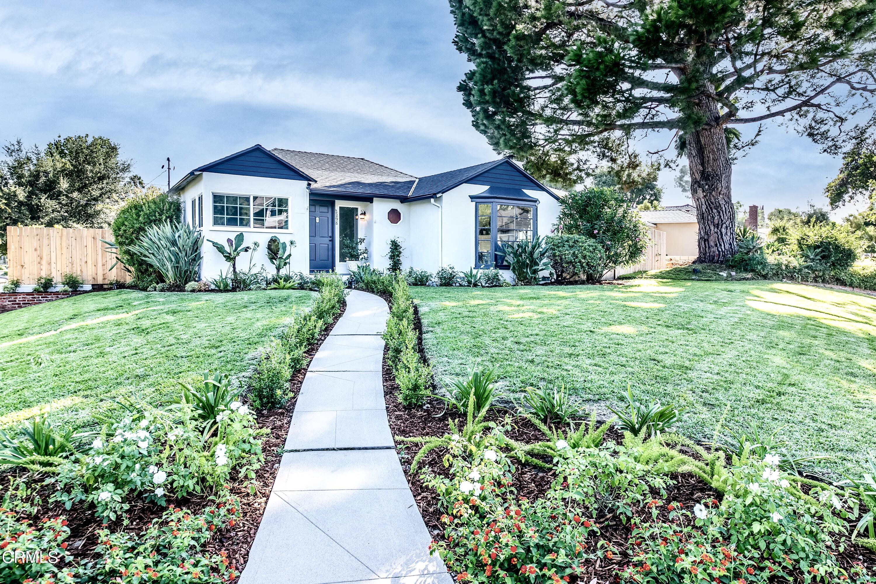 2298 Queensberry Road Pasadena, CA 91104 - Photo 2 of 36 2298 Quennsberry2 copy