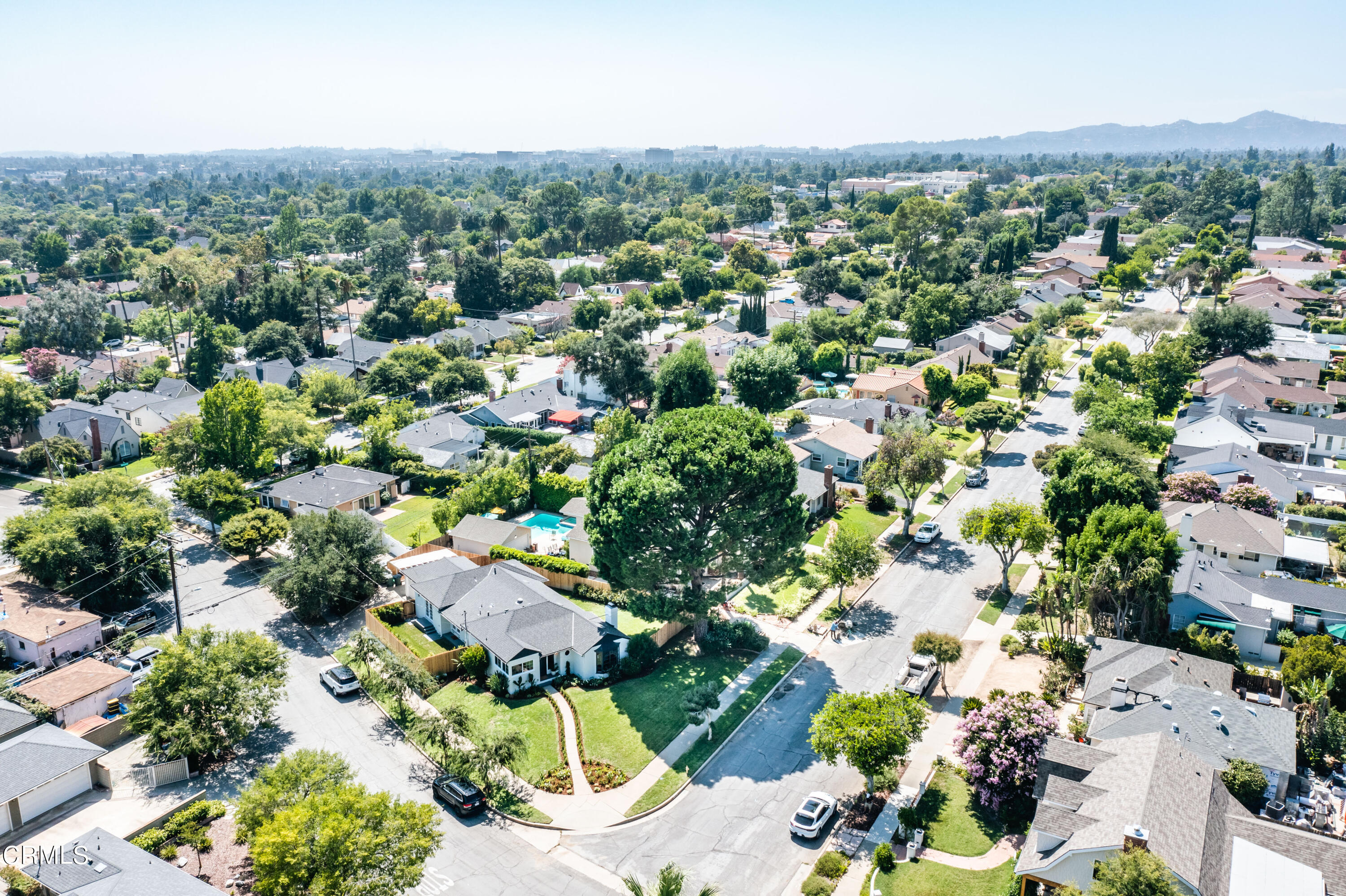 2298 Queensberry Road Pasadena, CA 91104 - Photo 32 of 36 2298 Quennsberry41