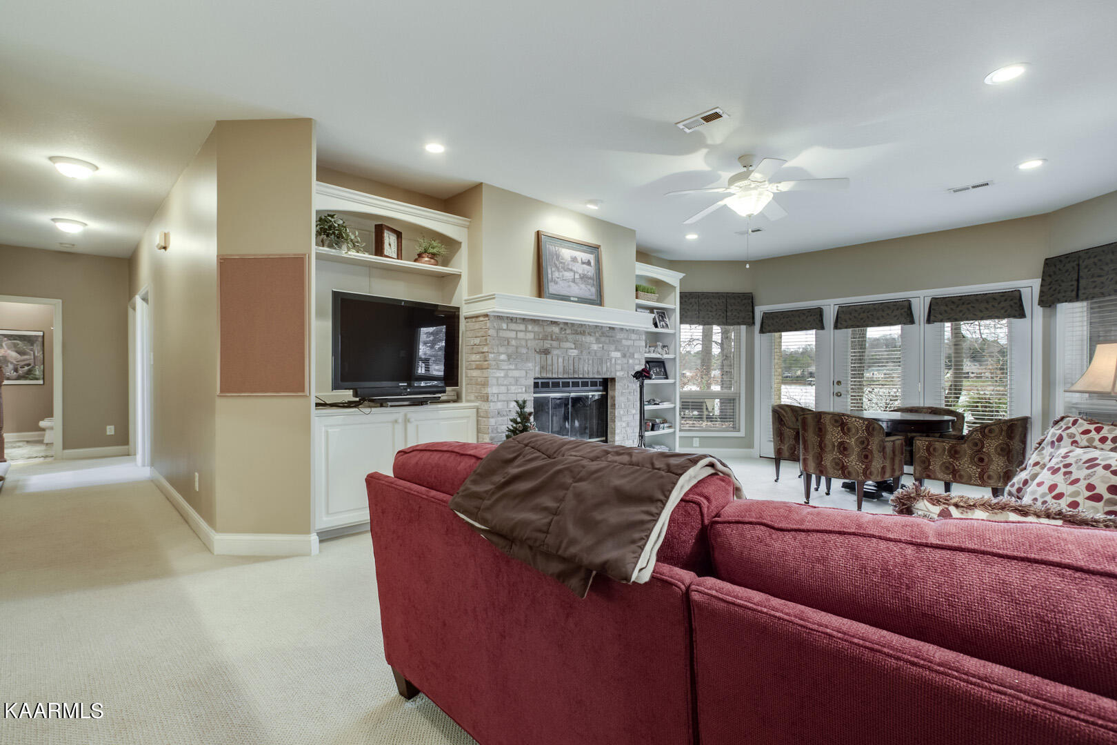 188 Dudala Way Loudon, TN 37774 - Photo 40 of 50 40_188 Dudala Way_Family04