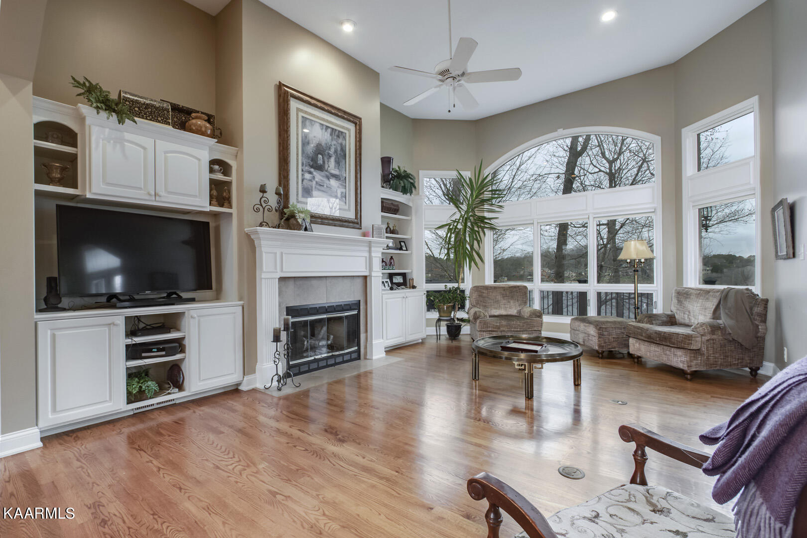 188 Dudala Way Loudon, TN 37774 - Photo 6 of 50 06_188 Dudala Way_Living02