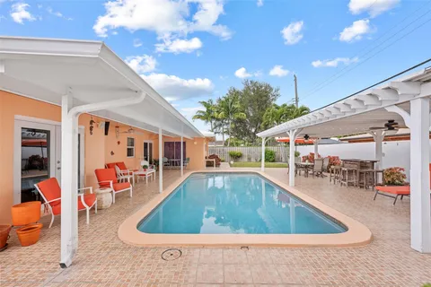$824,900 | 5284 Northeast 18th Terrace, Fort Lauderdale, FL 33308