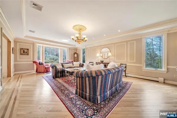 $3,095,000 | 837 Apple Ridge Road, Franklin Lakes, NJ 07417