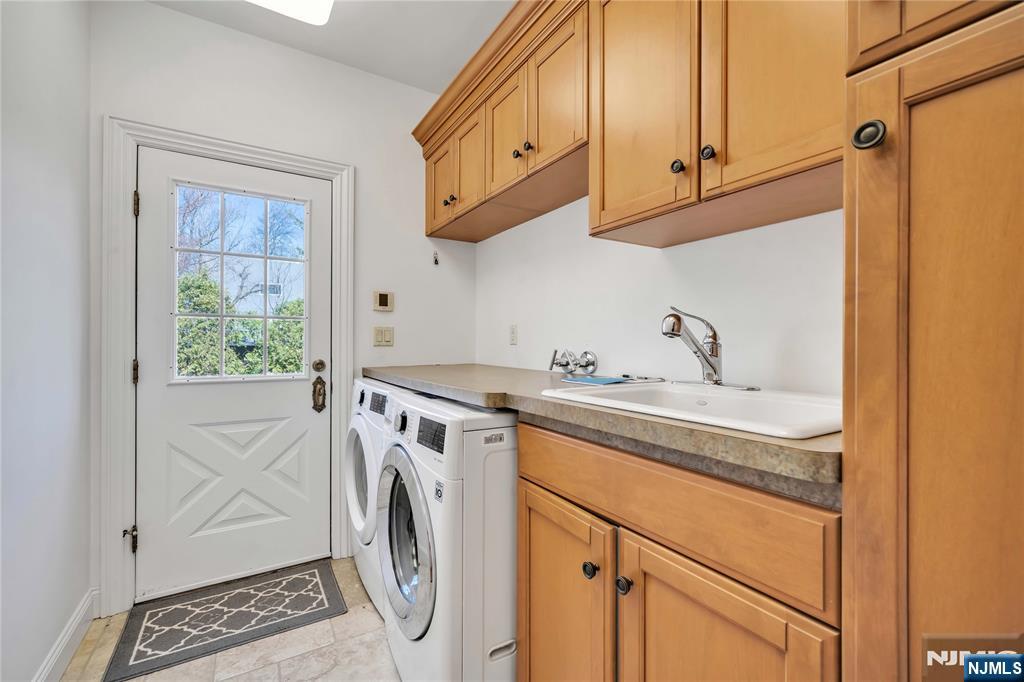 837 Apple Ridge Road Franklin Lakes, NJ 07417 - Photo 28 of 50