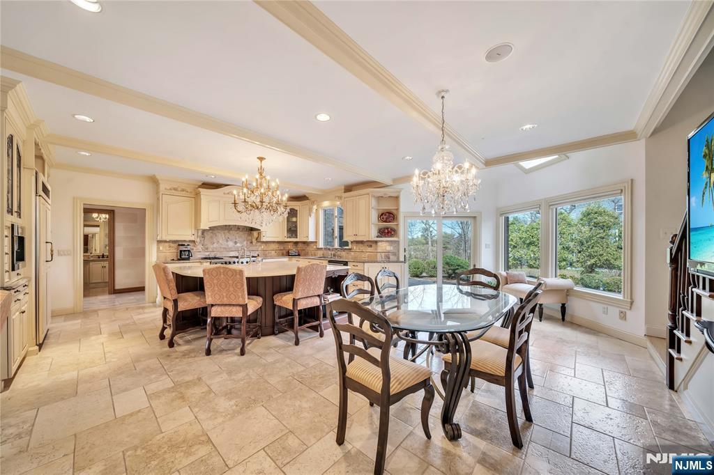 837 Apple Ridge Road Franklin Lakes, NJ 07417 - Photo 10 of 50