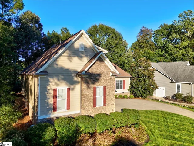 $575,000 | 232 Arsenal Drive, Ninety Six, SC 29666