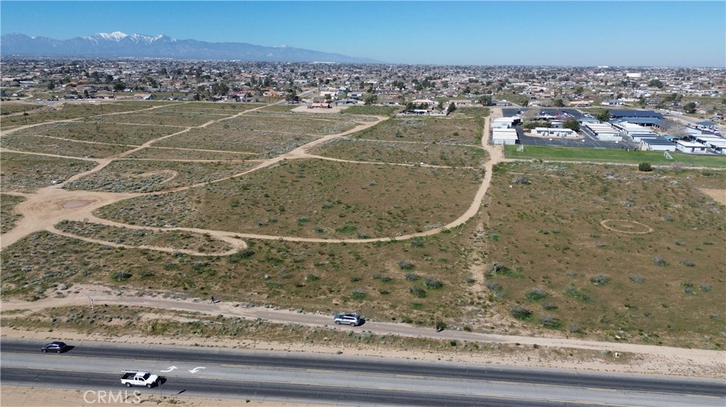 22153 Hesperia Road Hesperia, CA 92345 - Photo 4 of 9