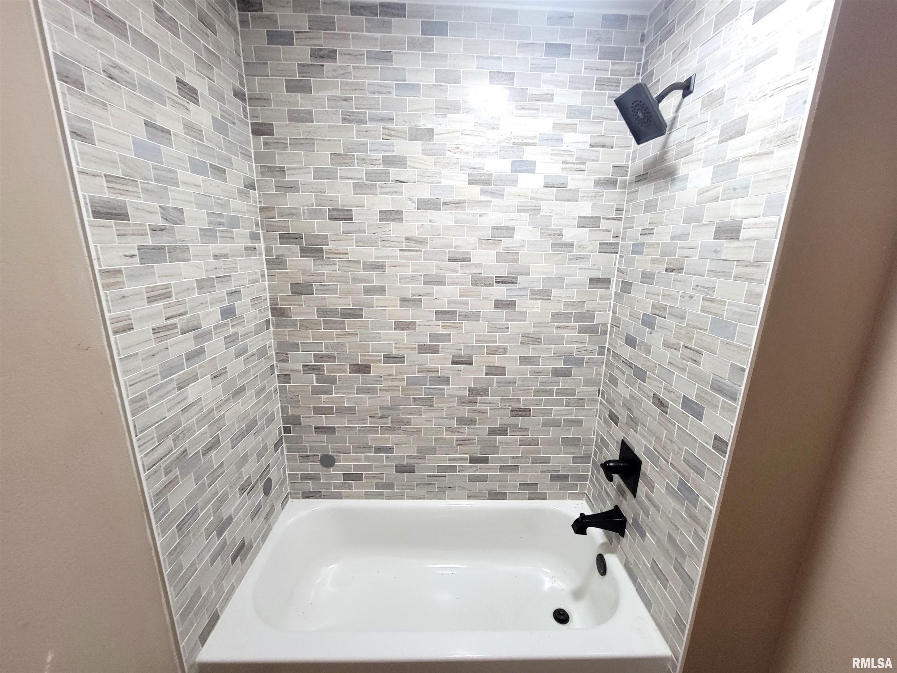 7324 State Rte 161 Extension Iuka, IL 62849 - Photo 28 of 78