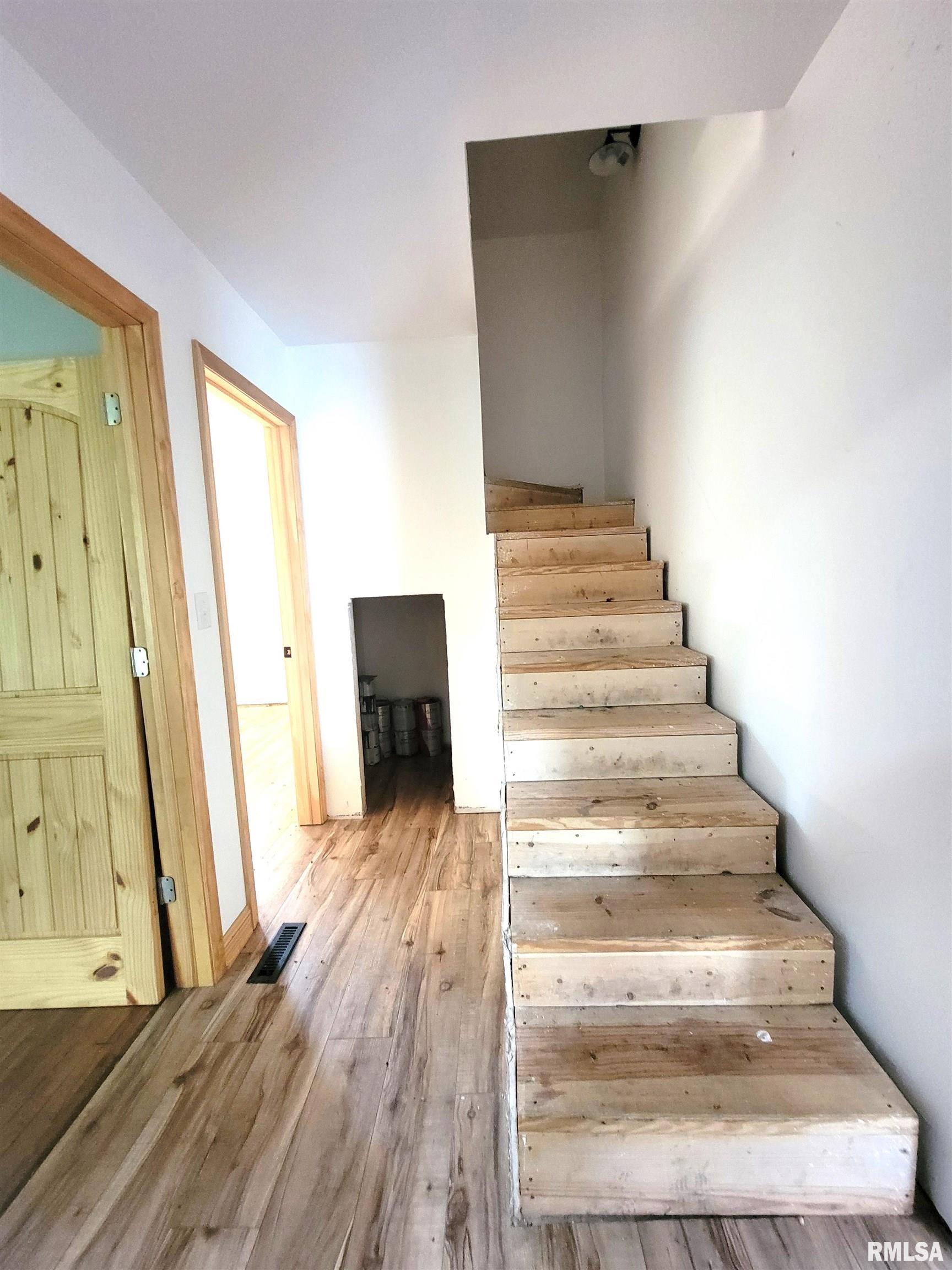 7324 State Rte 161 Extension Iuka, IL 62849 - Photo 30 of 78