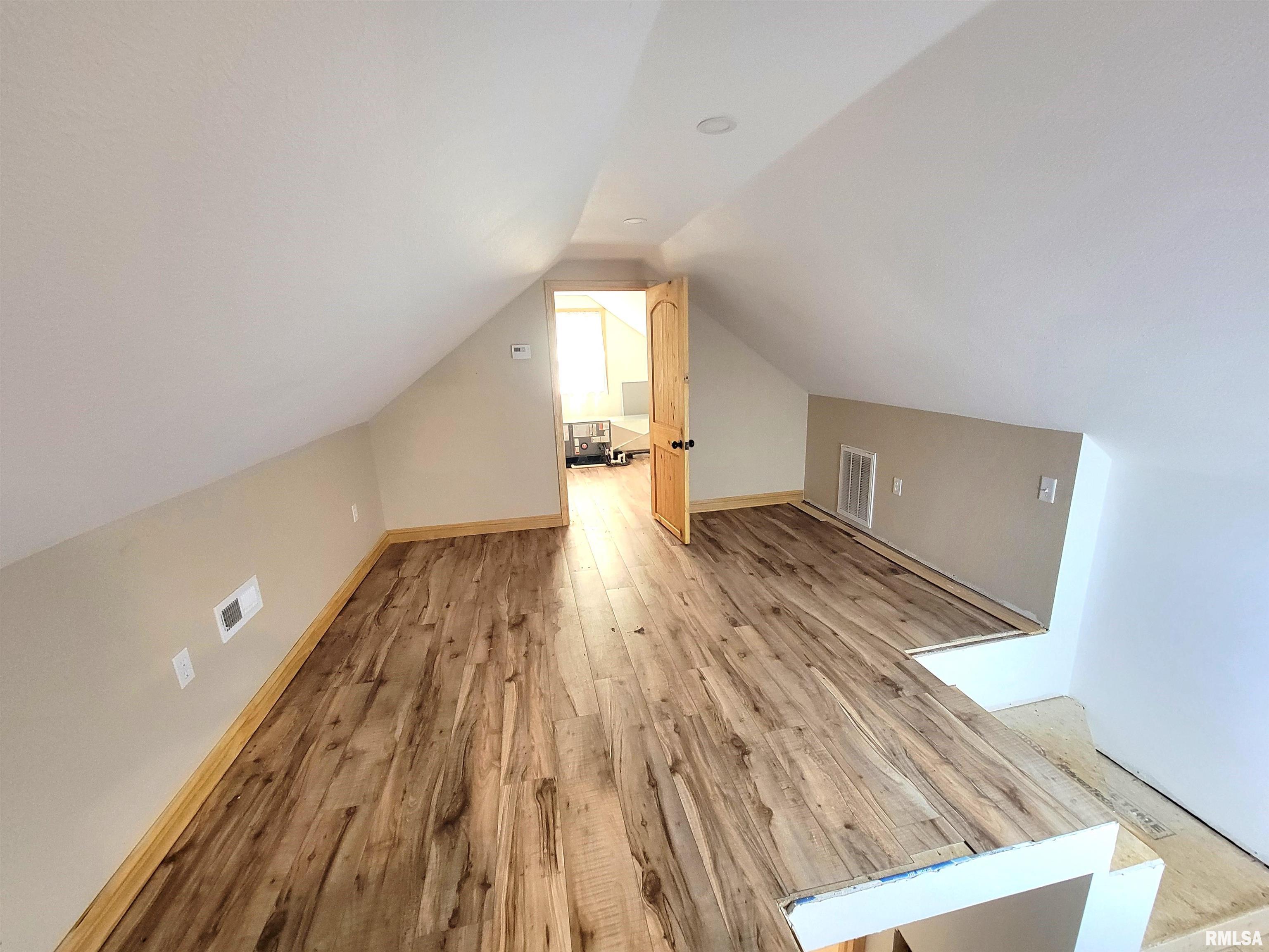 7324 State Rte 161 Extension Iuka, IL 62849 - Photo 33 of 78