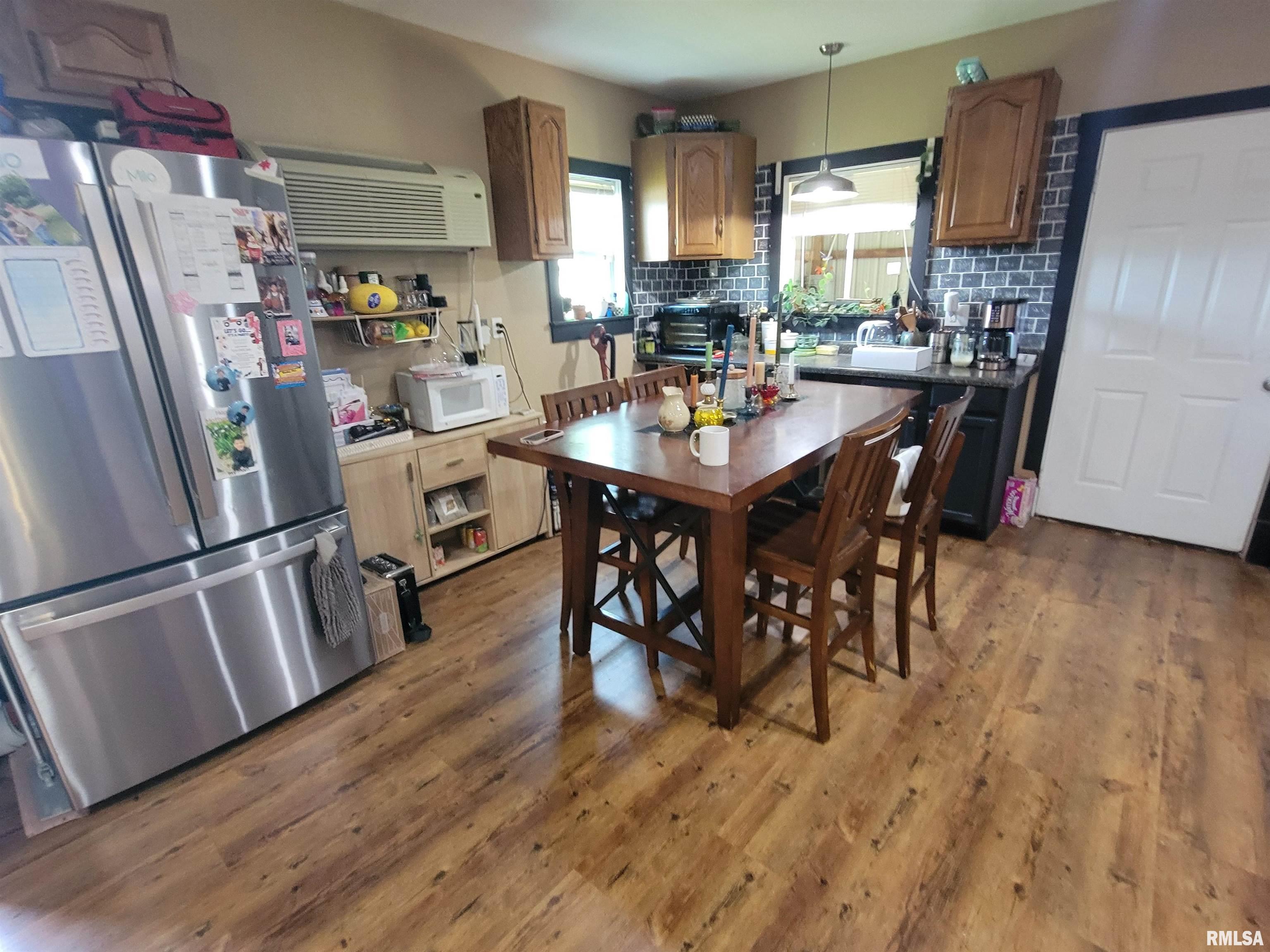 7324 State Rte 161 Extension Iuka, IL 62849 - Photo 5 of 78