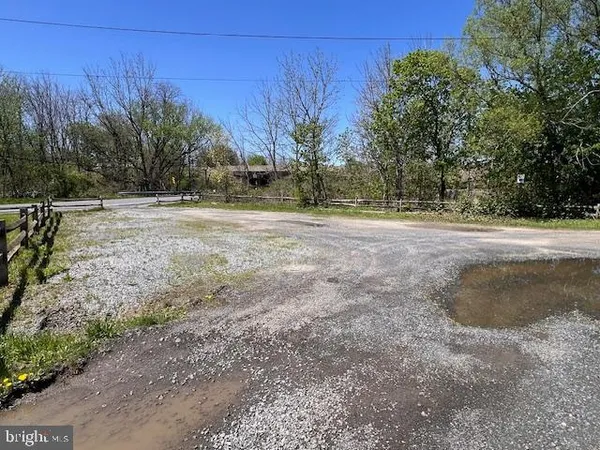 $575,000 | 10425 Old Highway 22, Kutztown, PA 19530