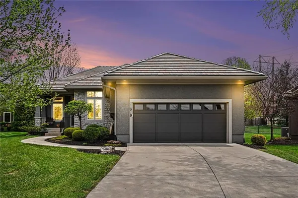 $700,000 | 11519 West 144th Place, Olathe, KS 66062