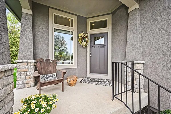 $700,000 | 11519 West 144th Place, Olathe, KS 66062