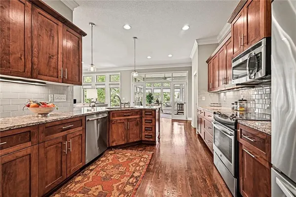 $700,000 | 11519 West 144th Place, Olathe, KS 66062