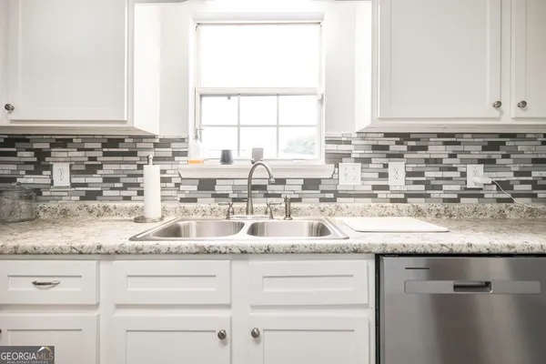 $264,000 | 103 Whipoorwill Way, Dublin, GA 31021