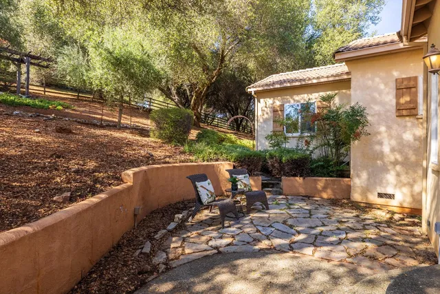 a view of outdoor space yard and patio